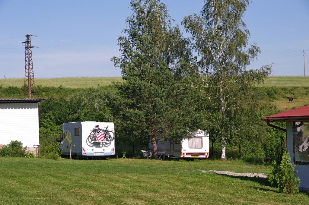 ホテル Camping Verila サパレヴァ・バニャ エクステリア 写真